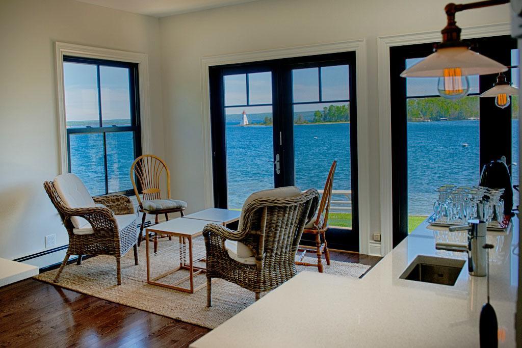 Dunlop Inn Baddeck Bagian luar foto